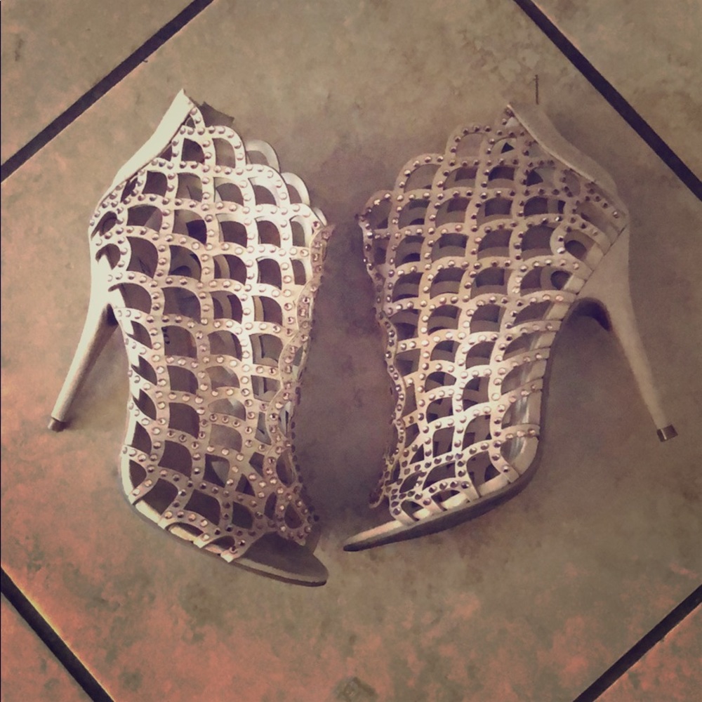 Zigisoho Jewel Heels